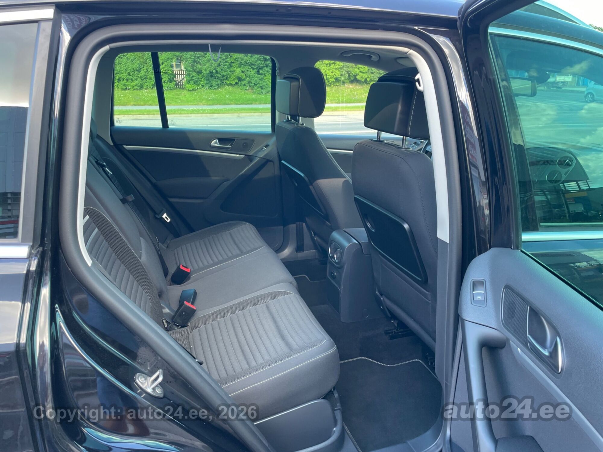 Volkswagen Tiguan CUp 2.0 103kW 2015, kuva 7/10