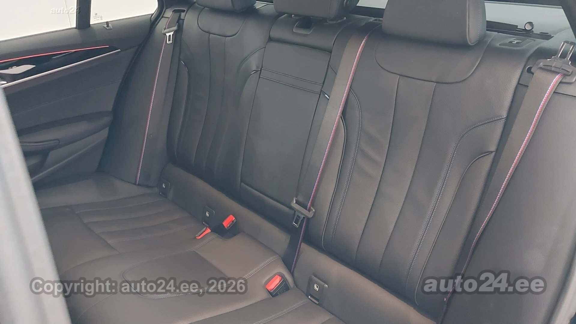 BMW M550 - 8