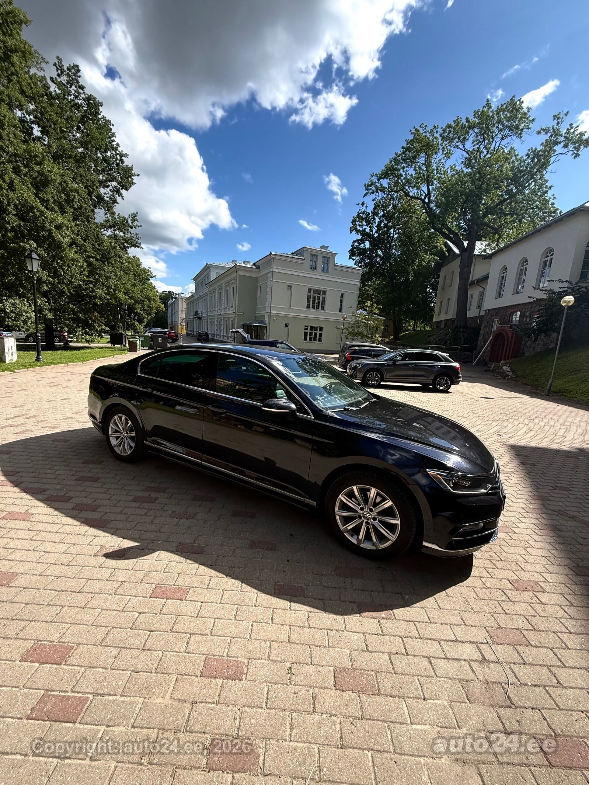 Volkswagen Passat - 3