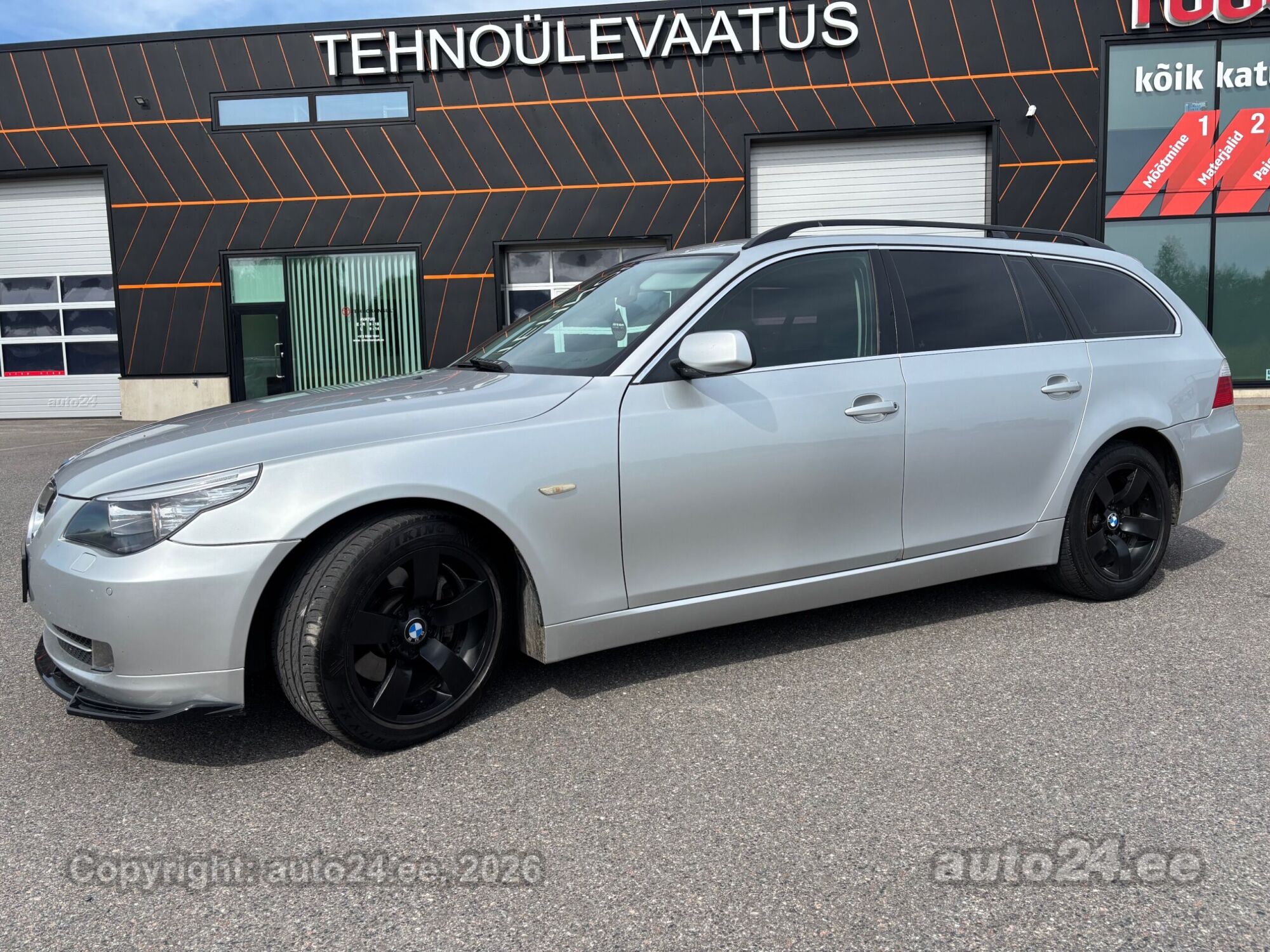 BMW 5-sarja 520 2.0 130kW 2008, photo 4/10