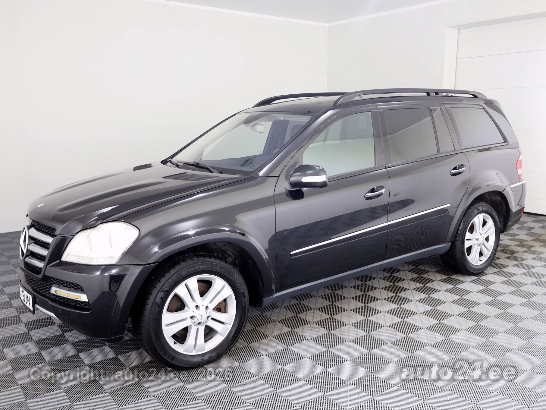 Mercedes-Benz GL-Class 2007 — rear view
