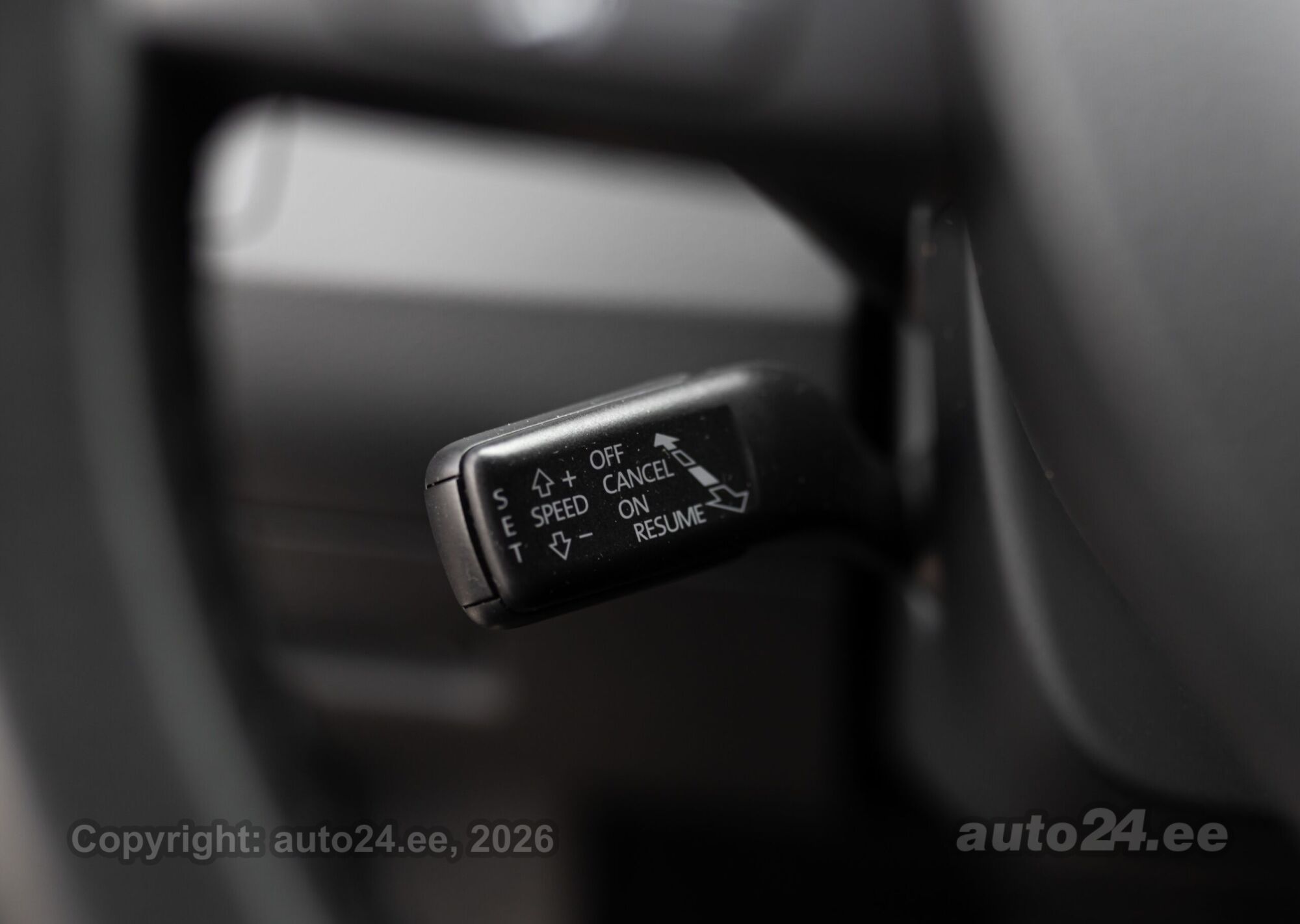 Volkswagen Passat 2013 — photo 11