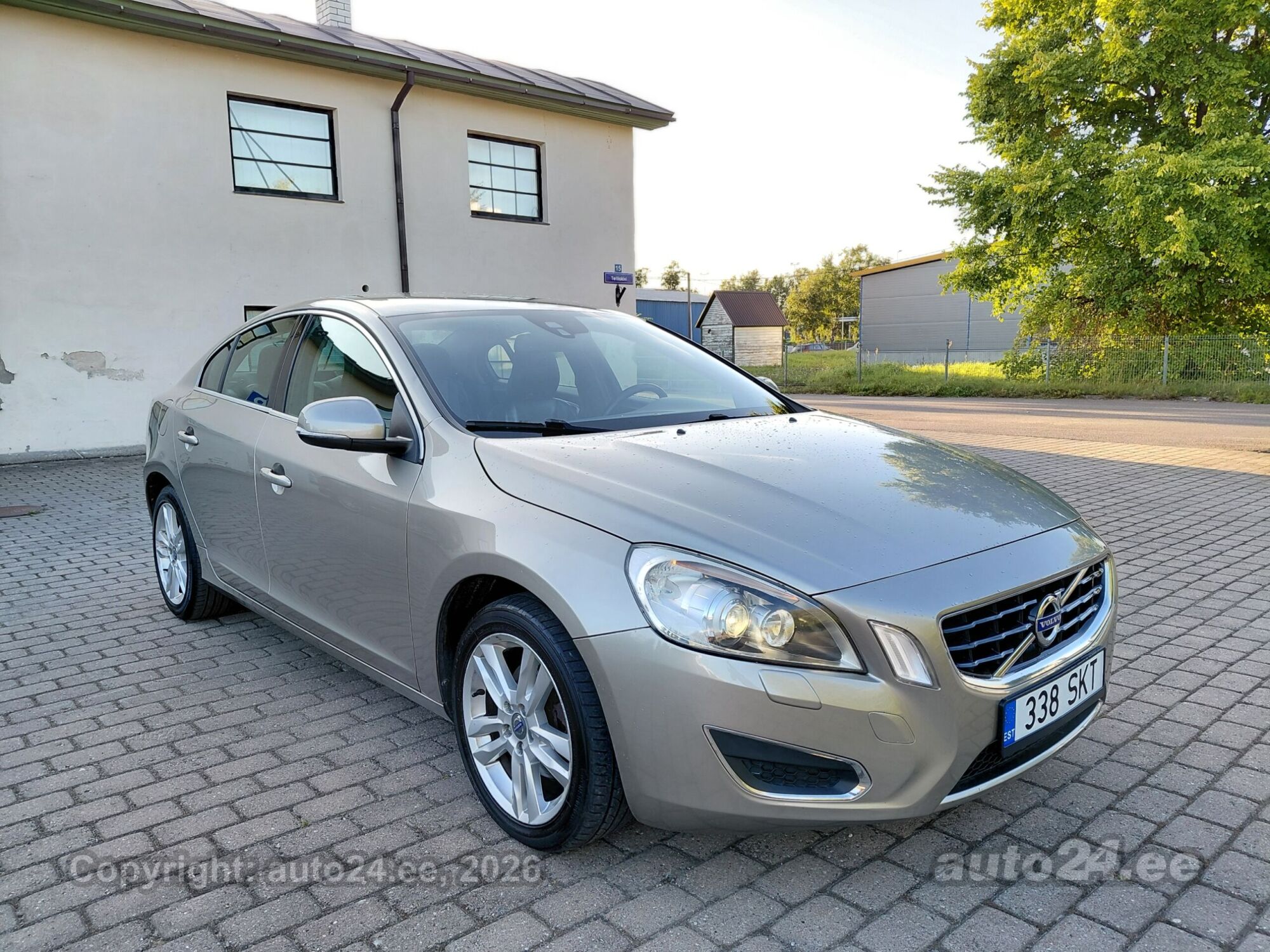 Volvo S60 - 2