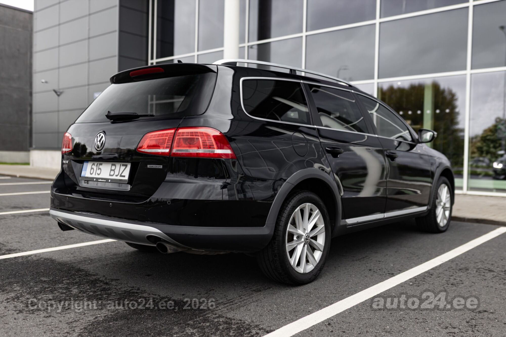 Volkswagen Passat 2013 — photo 7