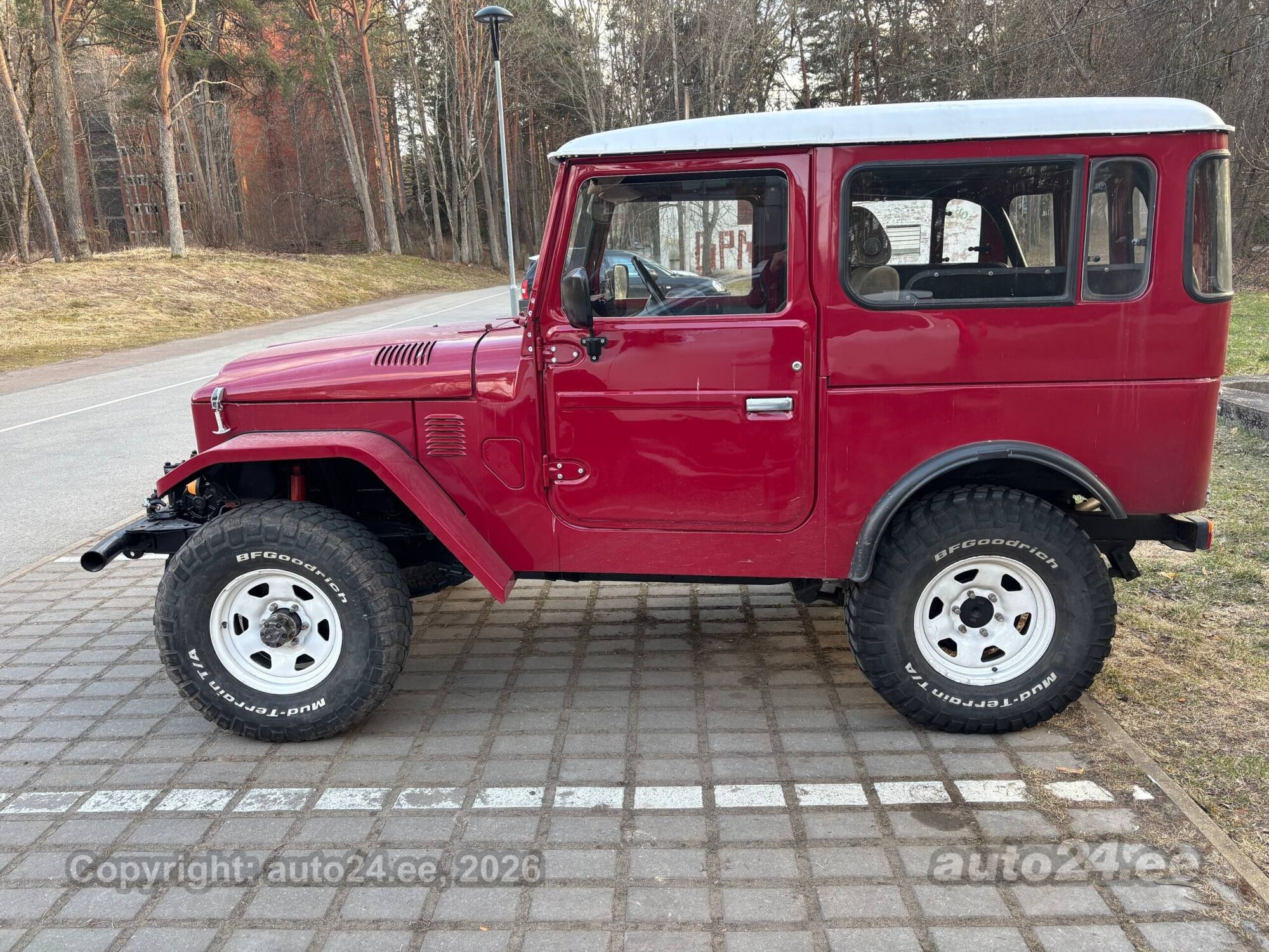 Toyota Land Cruiser BJ40 3.0 R4 B 59kW - auto24.ee