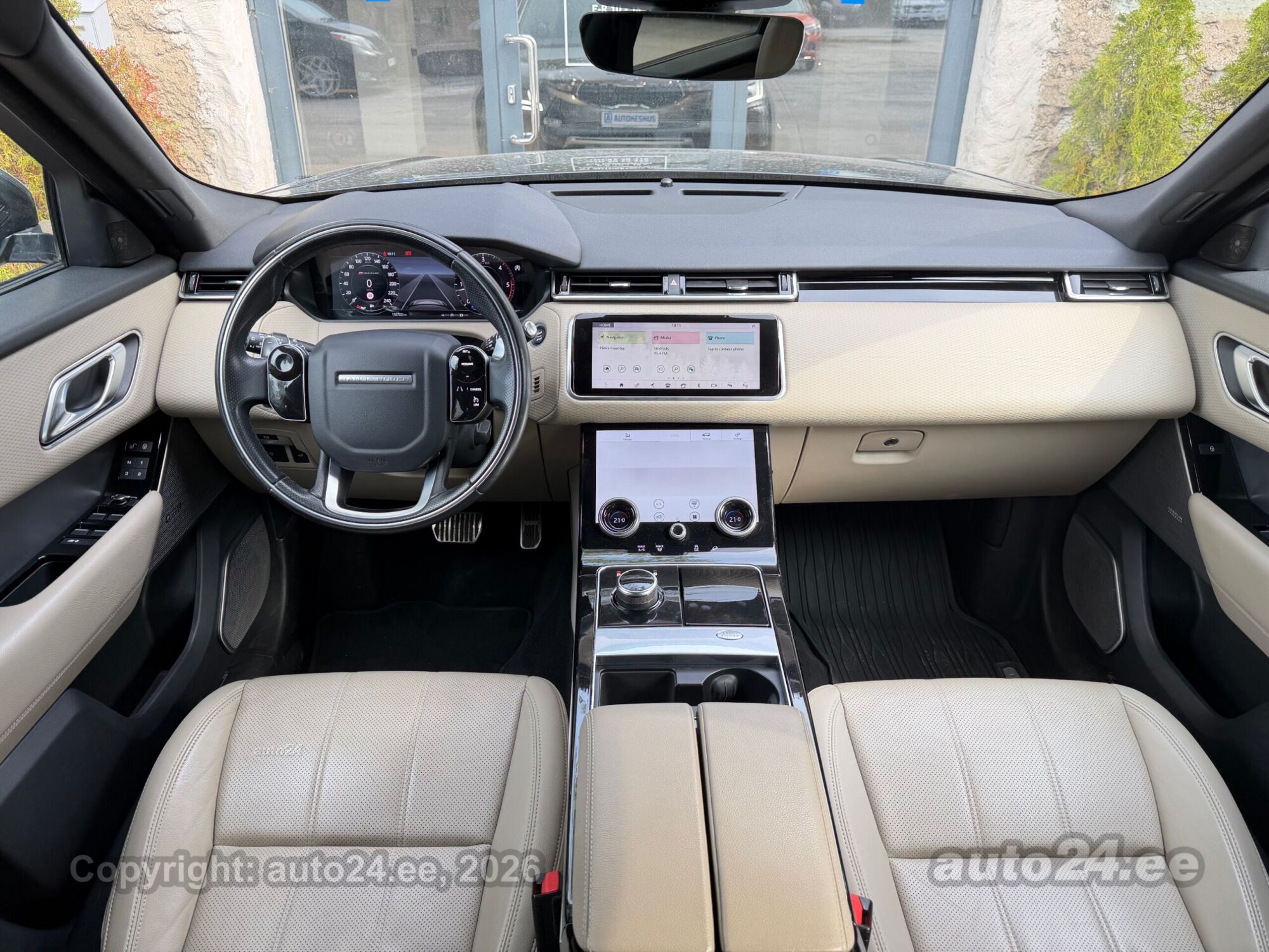 Land Rover Range Rover Velar 2019, photo 4/10