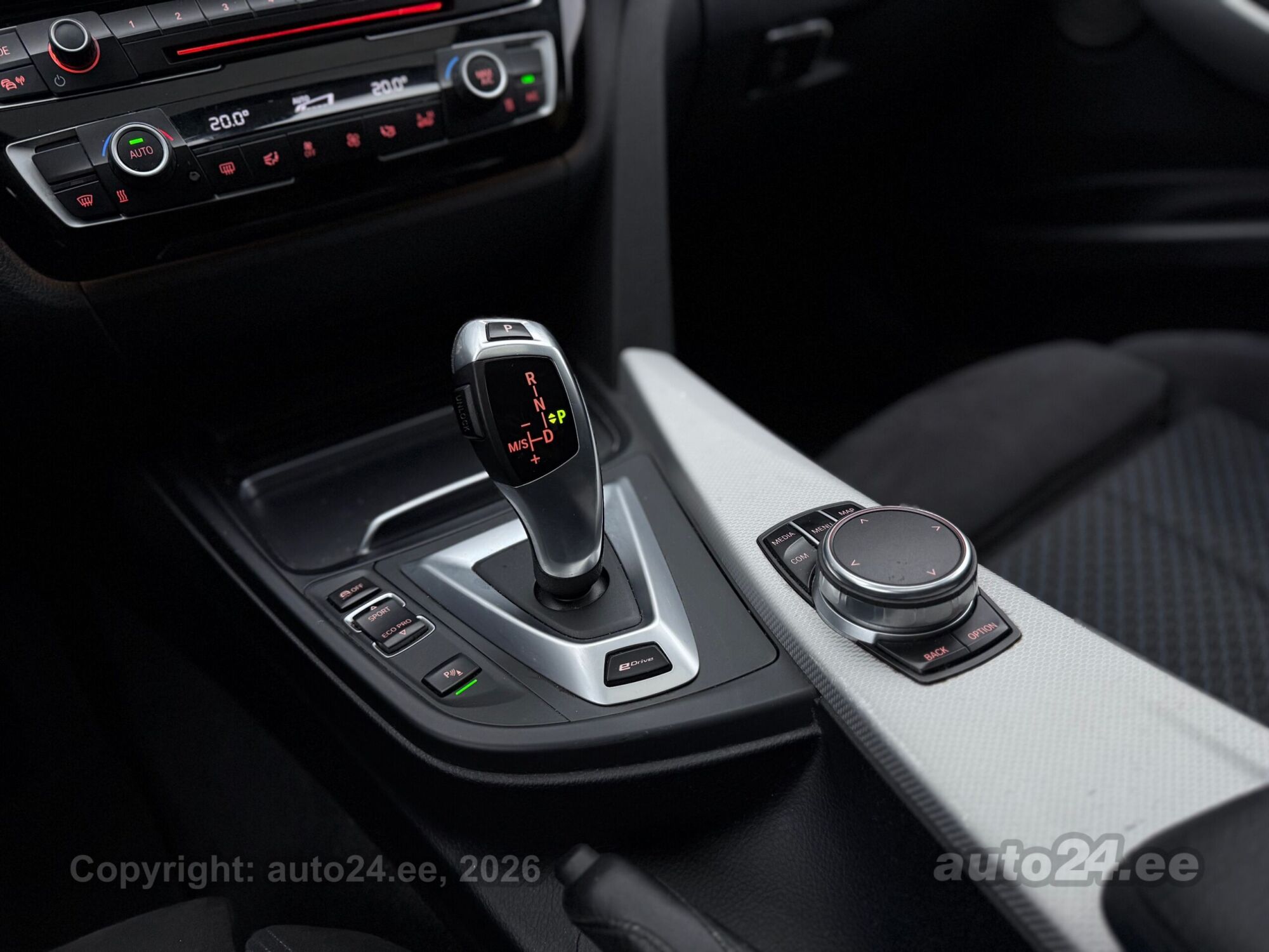 BMW 330 - 12