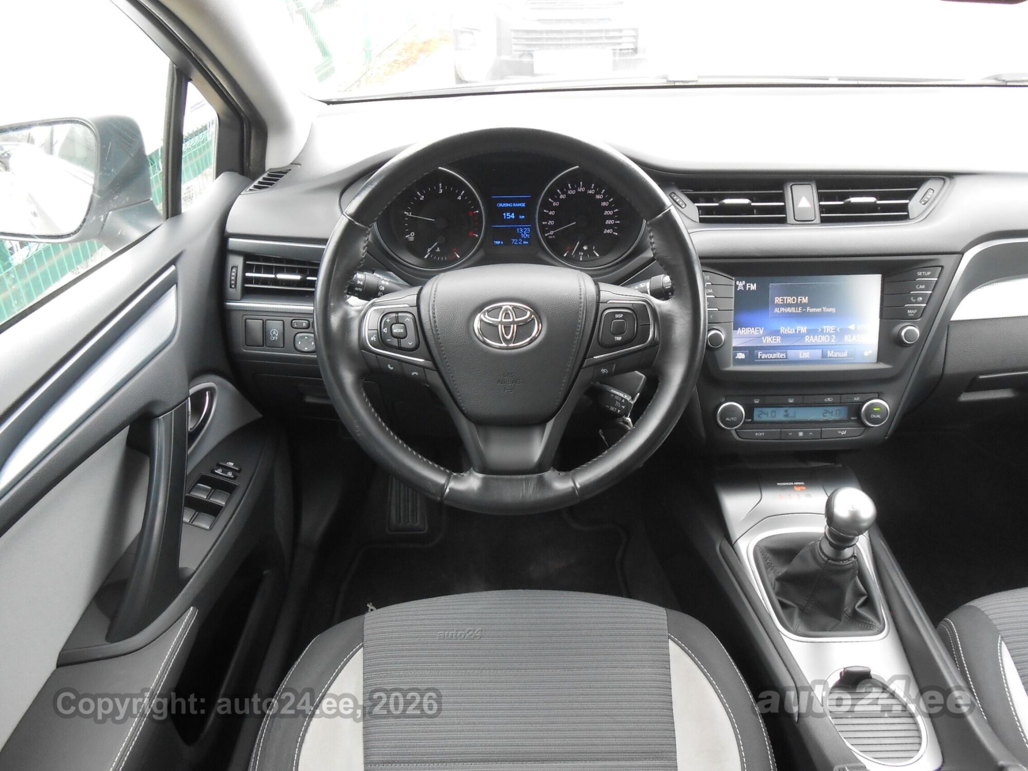 Toyota Avensis 1.6 D-4D 82kW 2016, photo 5/10