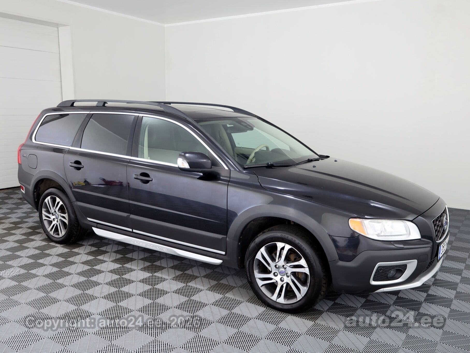 Volvo XC70 - 1