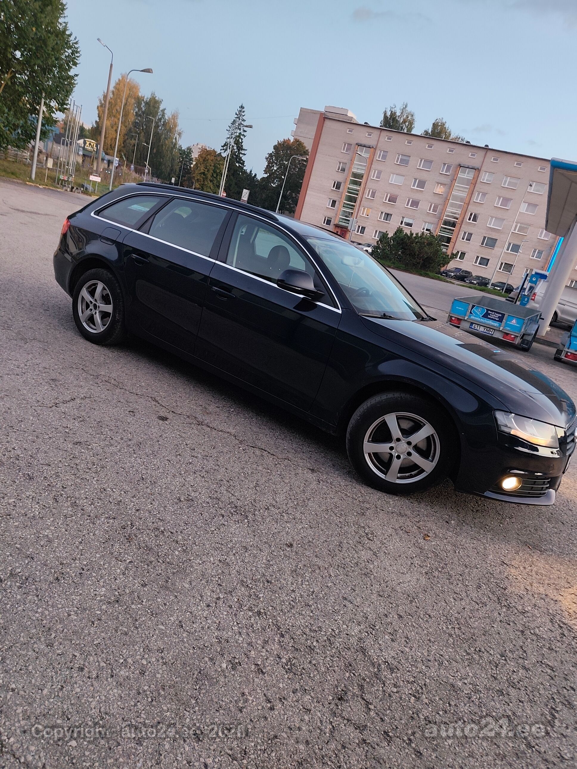 Audi A4 2008 — interior