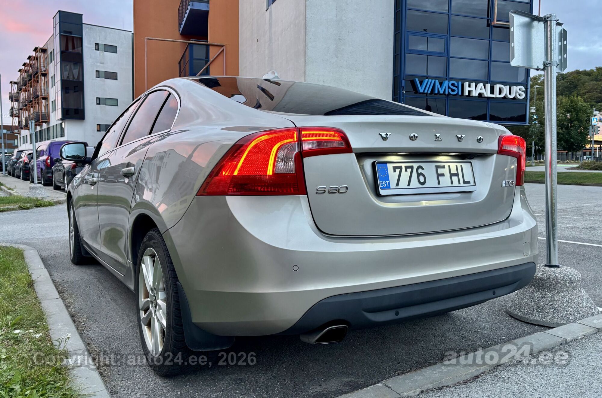 Volvo S60 2011, kuva 2/10
