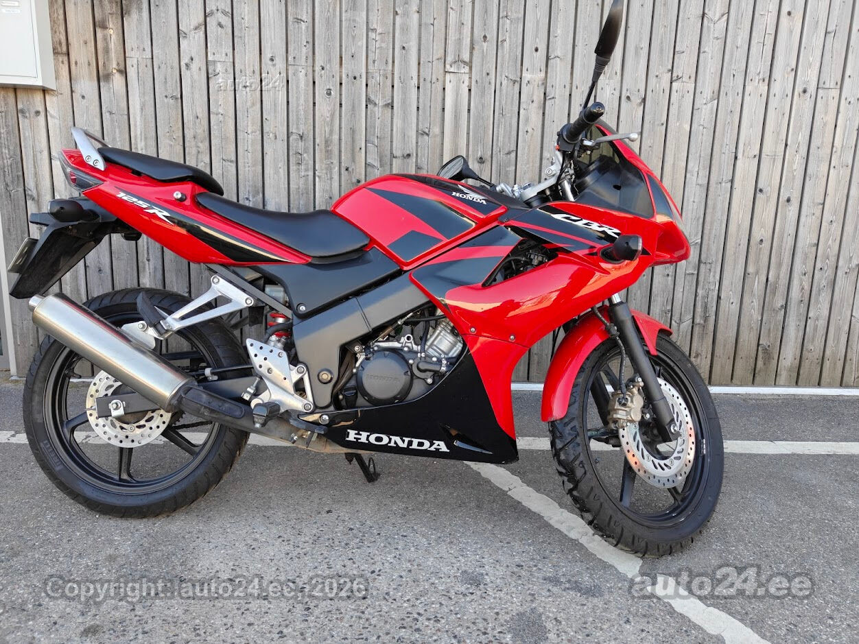 Honda CBR 125 CBR125R 10kW - auto24.ee