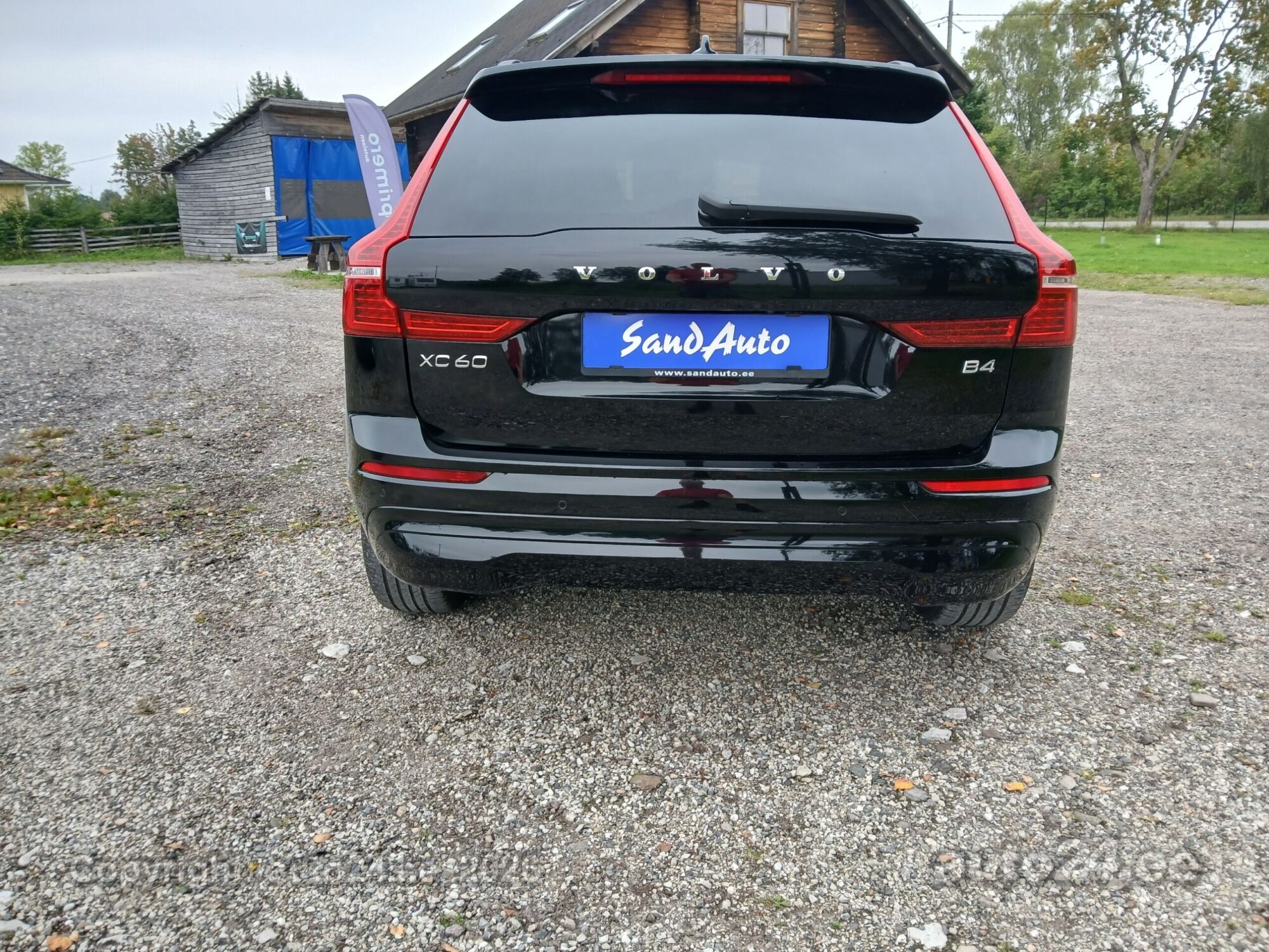 Volvo XC60 2022, photo 6/10
