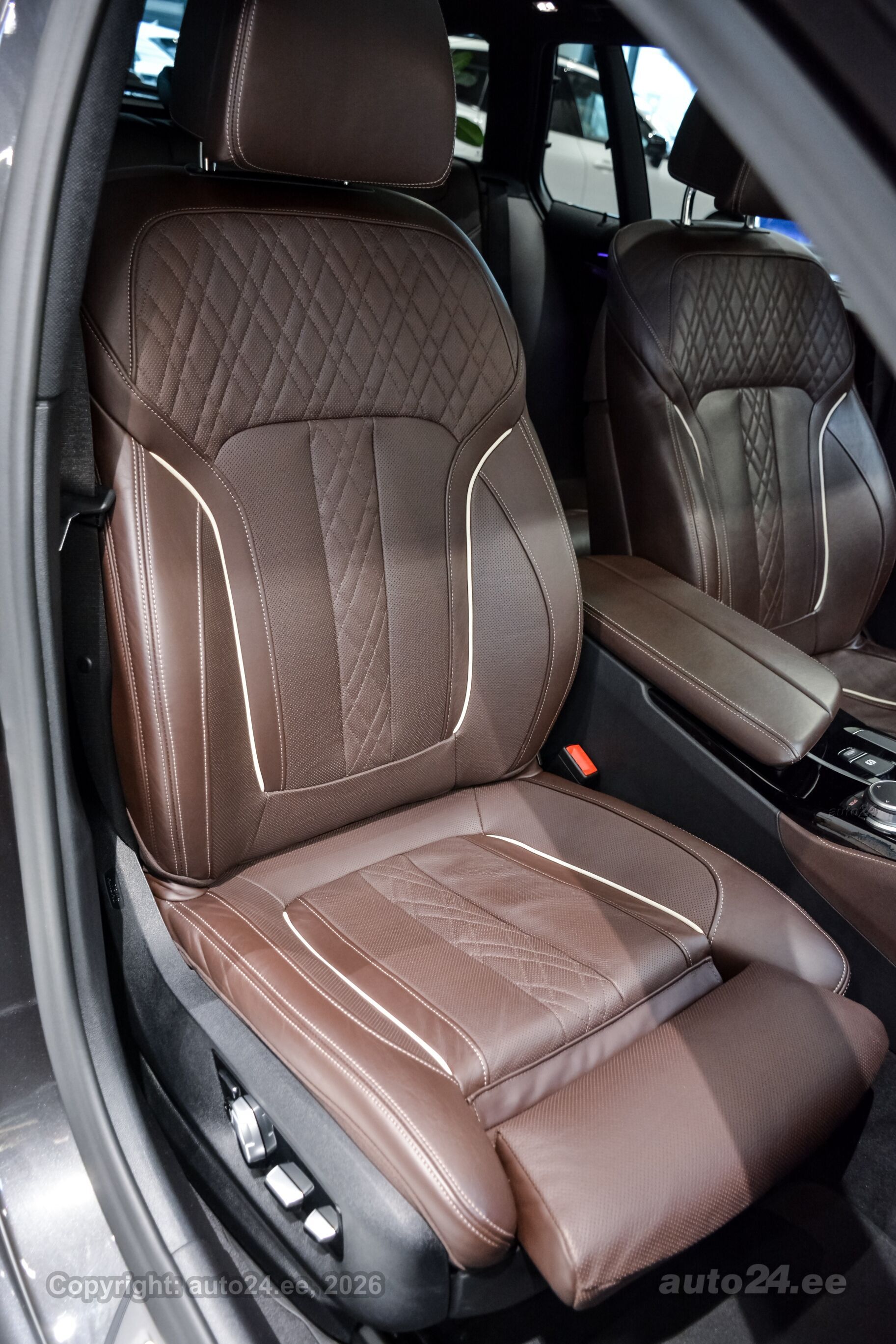 BMW M550 - 11