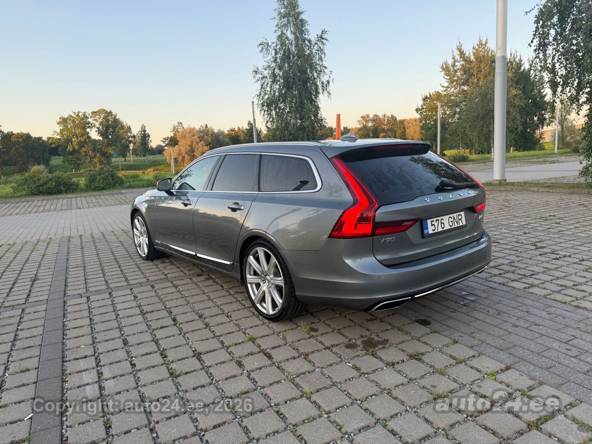 Volvo V90 Inscription 2.0 173kW 2017, kuva 3/10