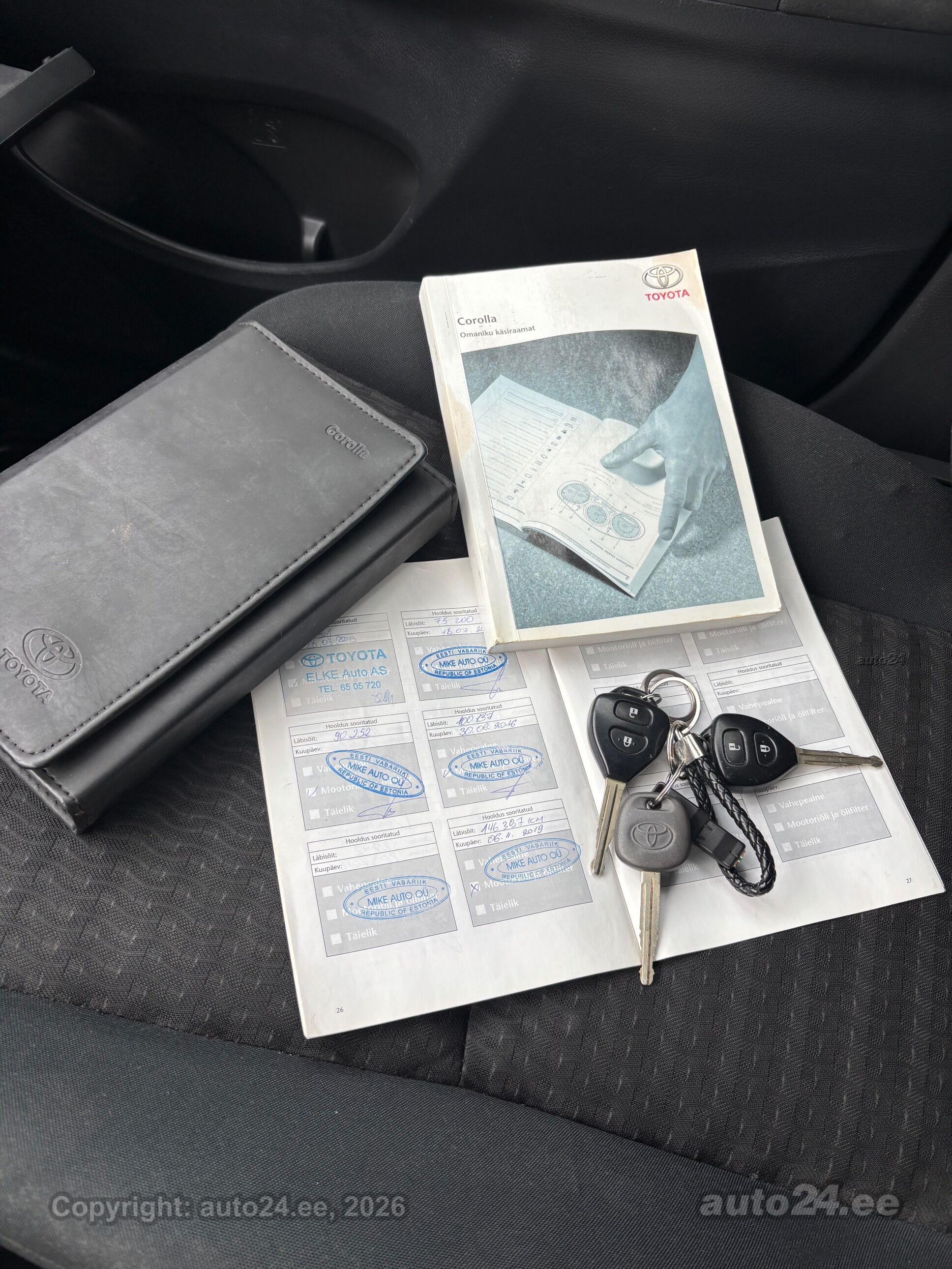 Toyota Corolla - 12