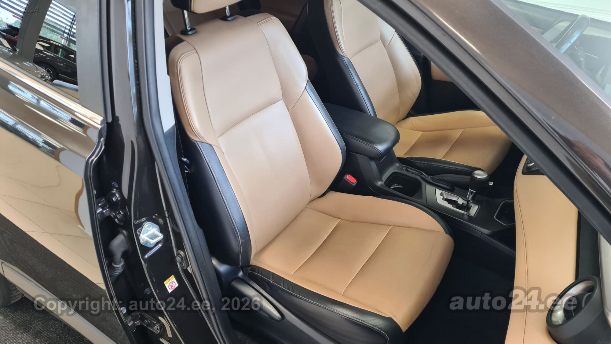 Toyota RAV4 - 8
