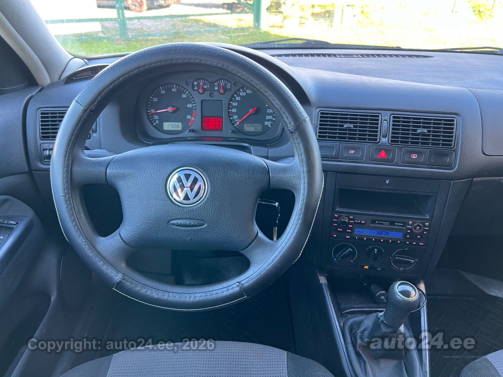 Volkswagen Golf - 11