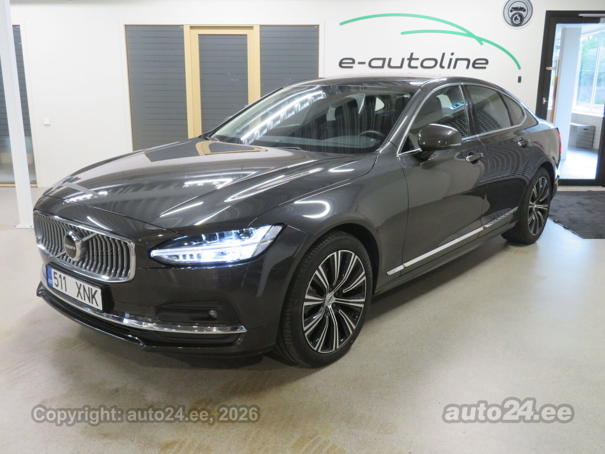 Volvo S90 - 1
