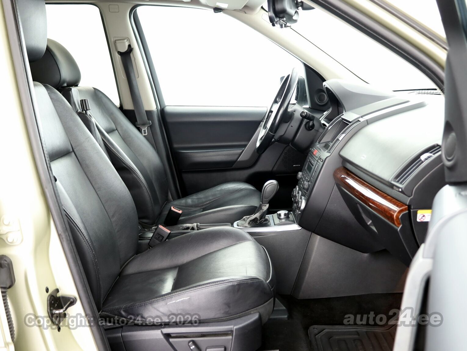 Land Rover Freelander 2008 — photo 6