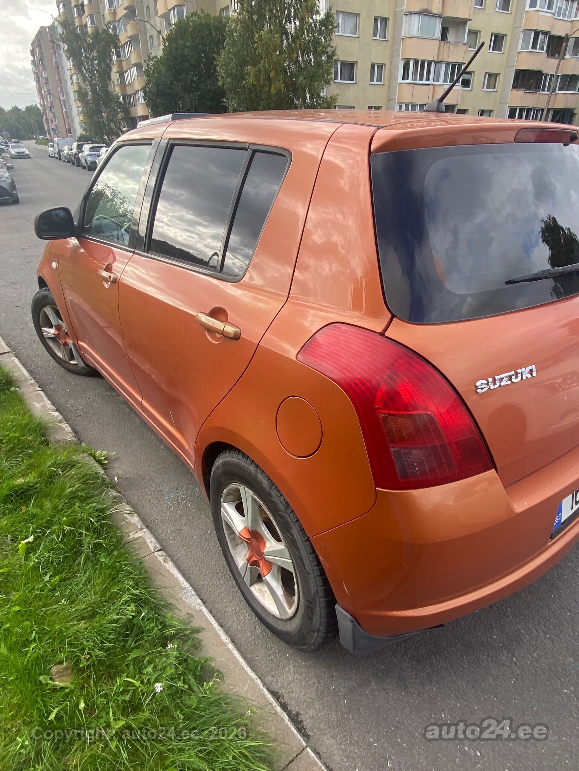 Suzuki Swift - 3