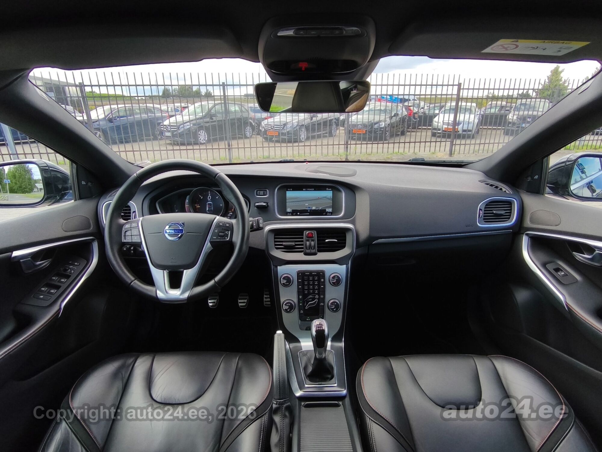 Volvo V40 Ocean Race Edition D2 88kW 2016, kuva 5/10