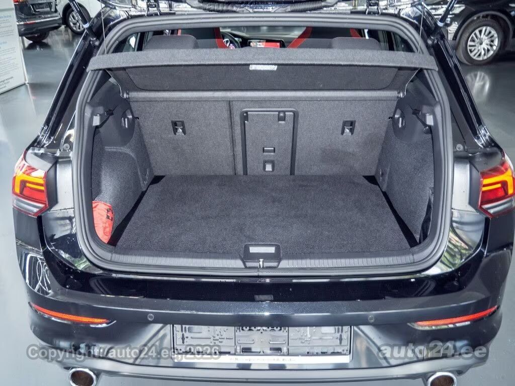 Volkswagen Golf GTI 2.0 TSI 180kW 2023, kuva 7/10