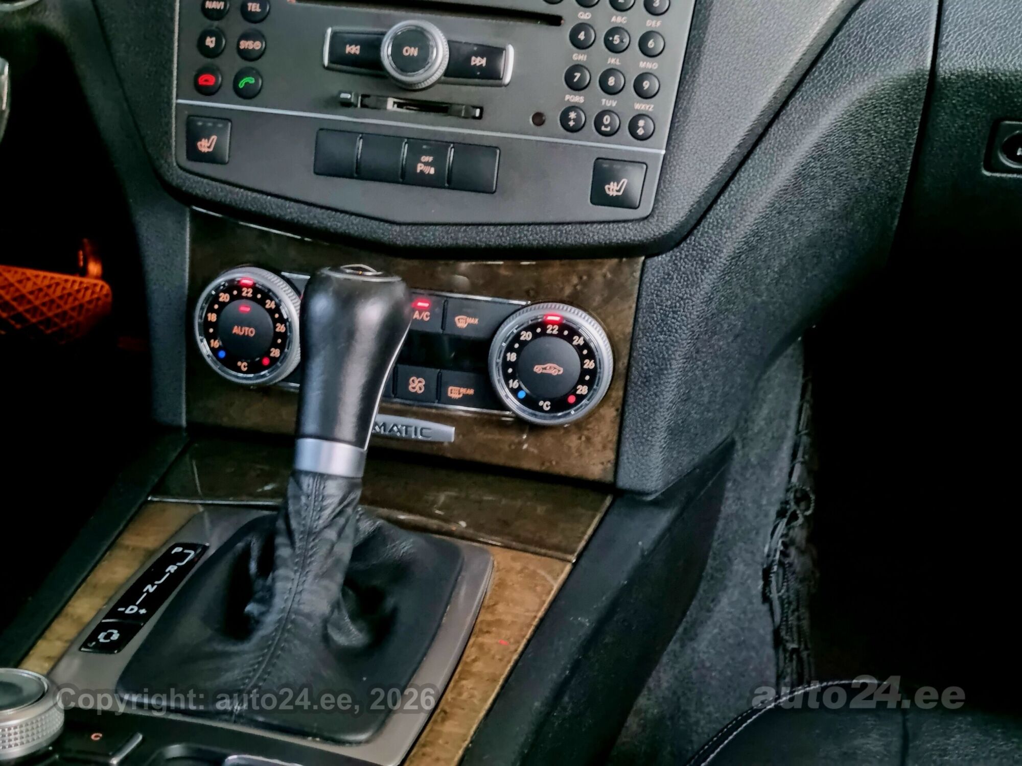 Mercedes-Benz C-sarja 2010, photo 3/10