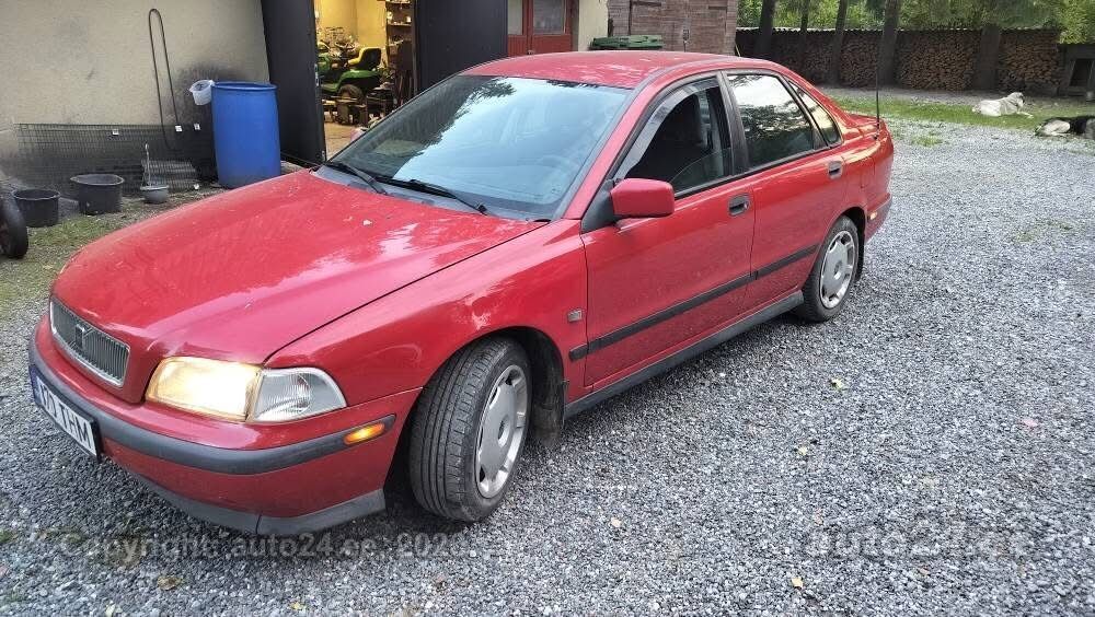 Volvo S40