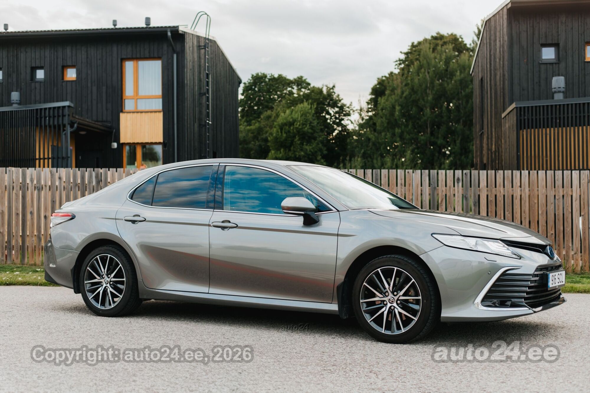 Toyota Camry 2.5 131kW 2023, kuva 4/10