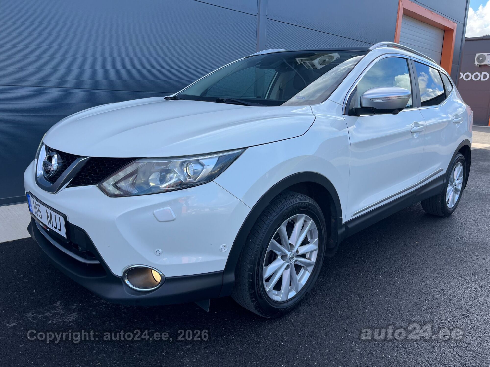 Nissan Qashqai - 1
