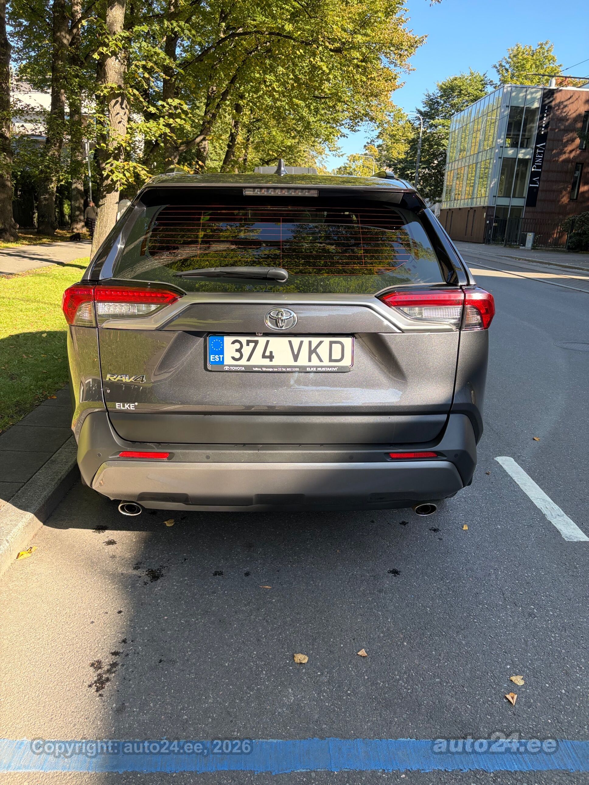 Toyota RAV4 - 7
