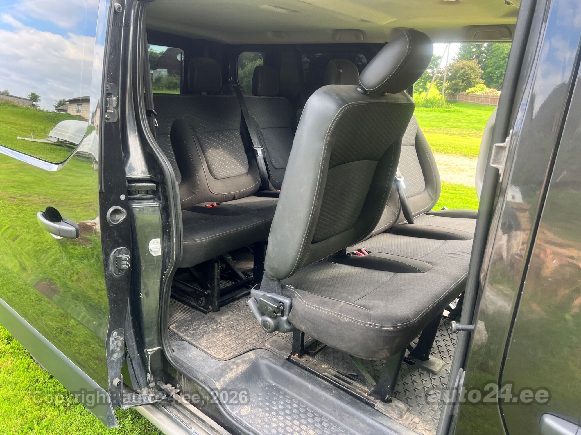 Opel Vivaro 1.6 107kW 2017, kuva 7/8