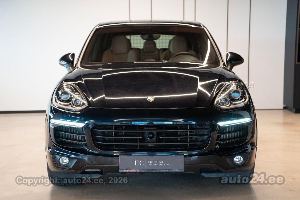 Porsche Cayenne - 2