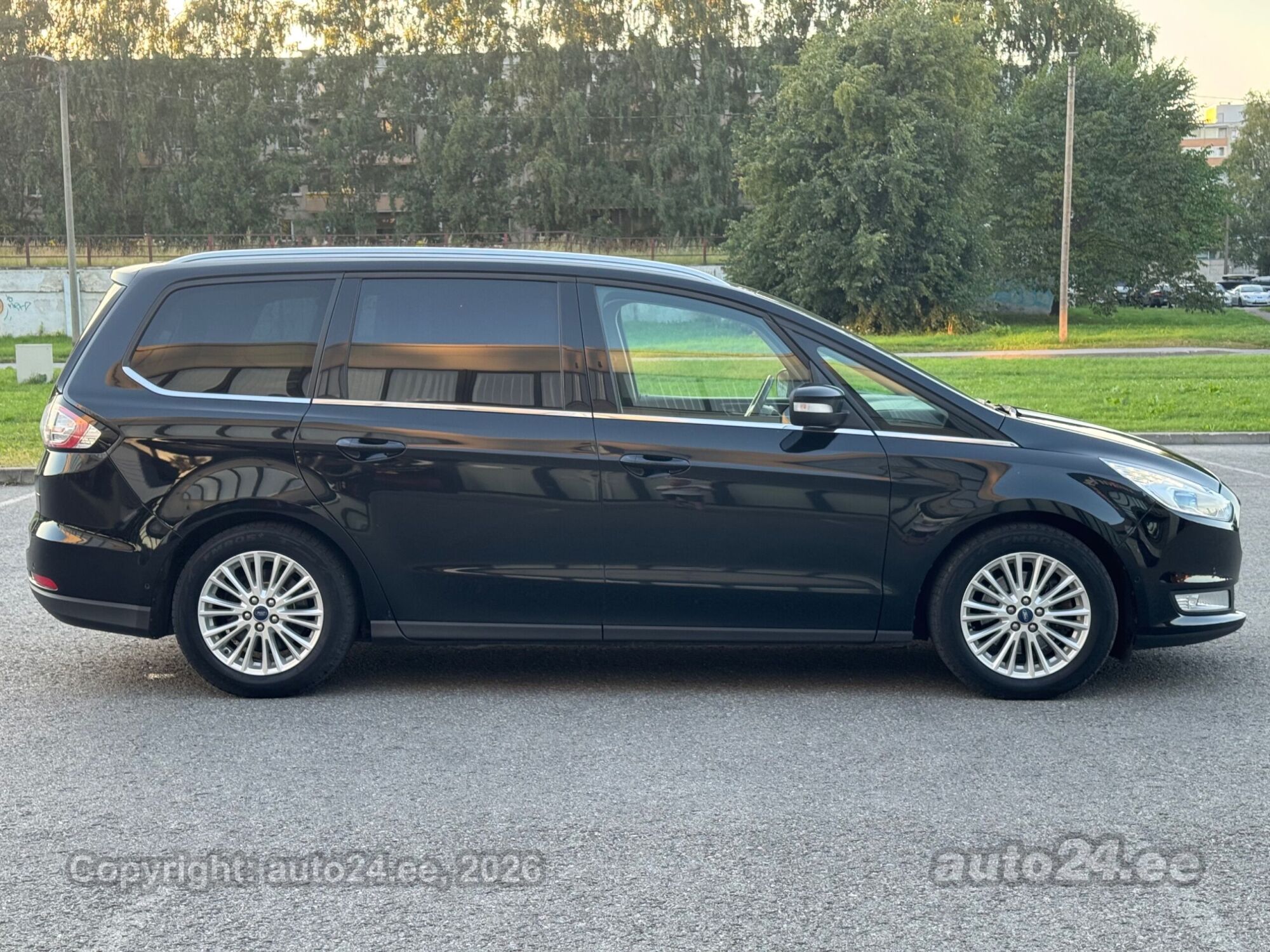 Ford Galaxy Luxury 7 k 2.0 R4 TDCi 154kW 2016, photo 5/10