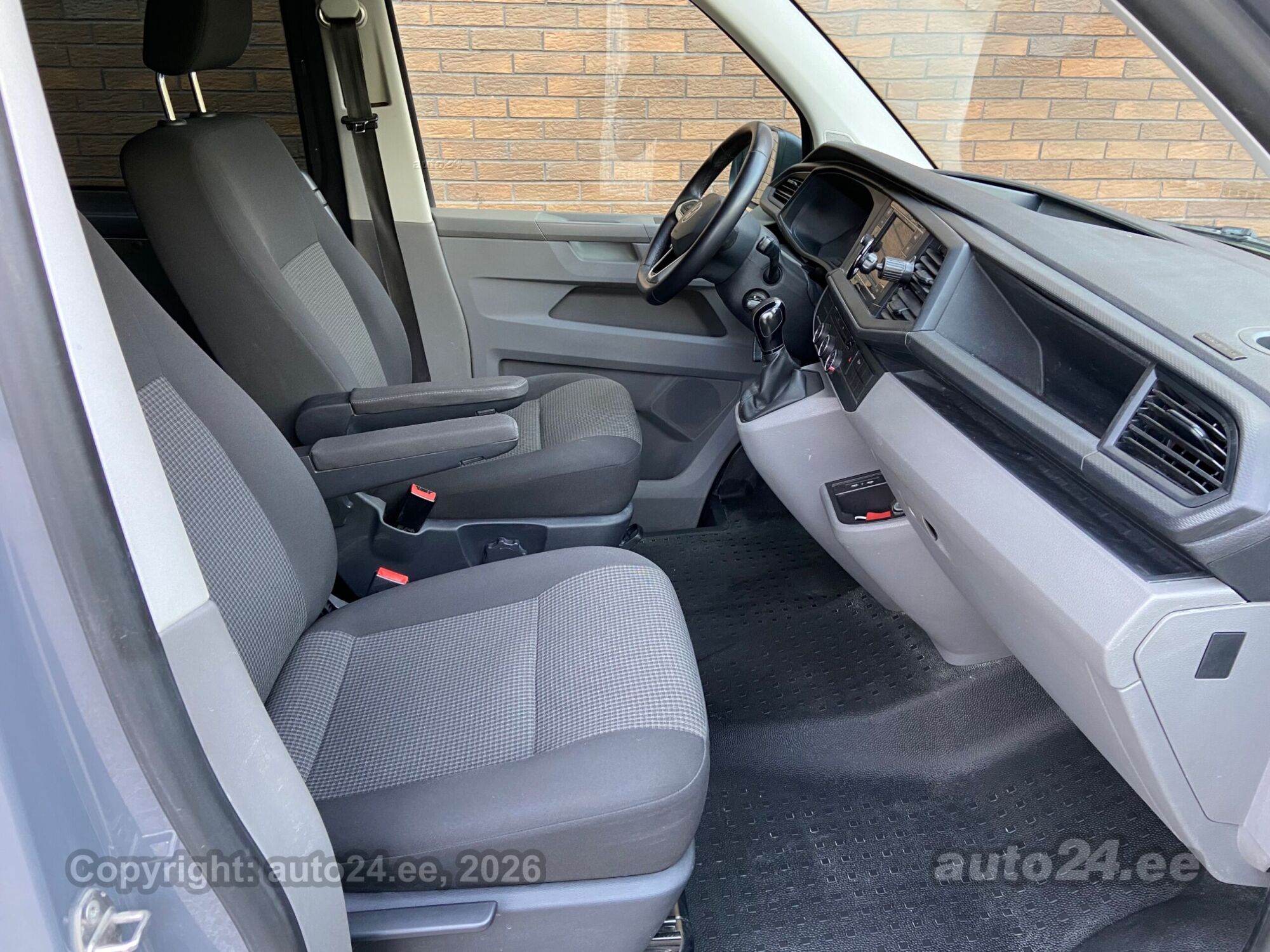 Volkswagen Transporter 2021, kuva 6/10