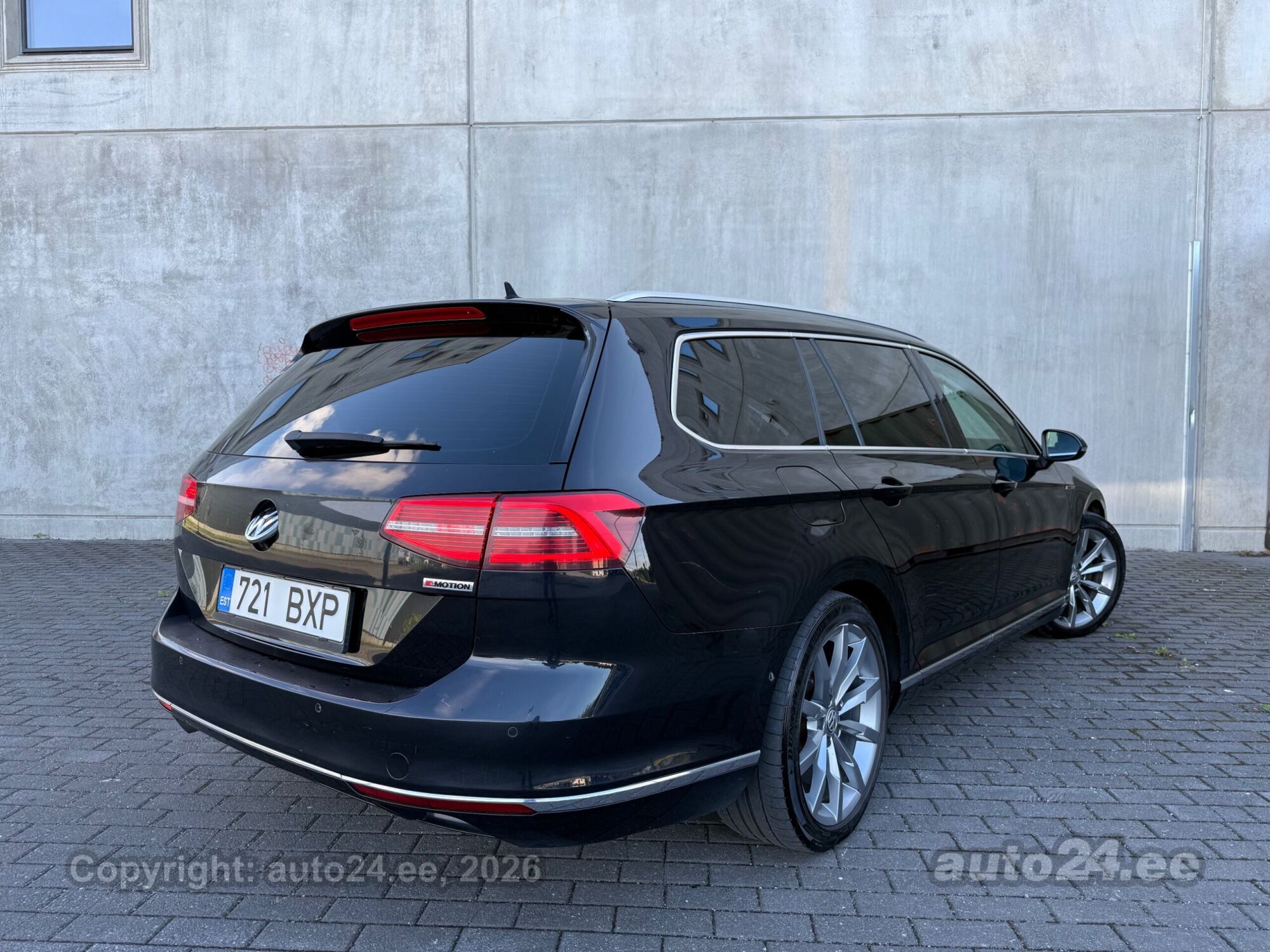 Volkswagen Passat - 5