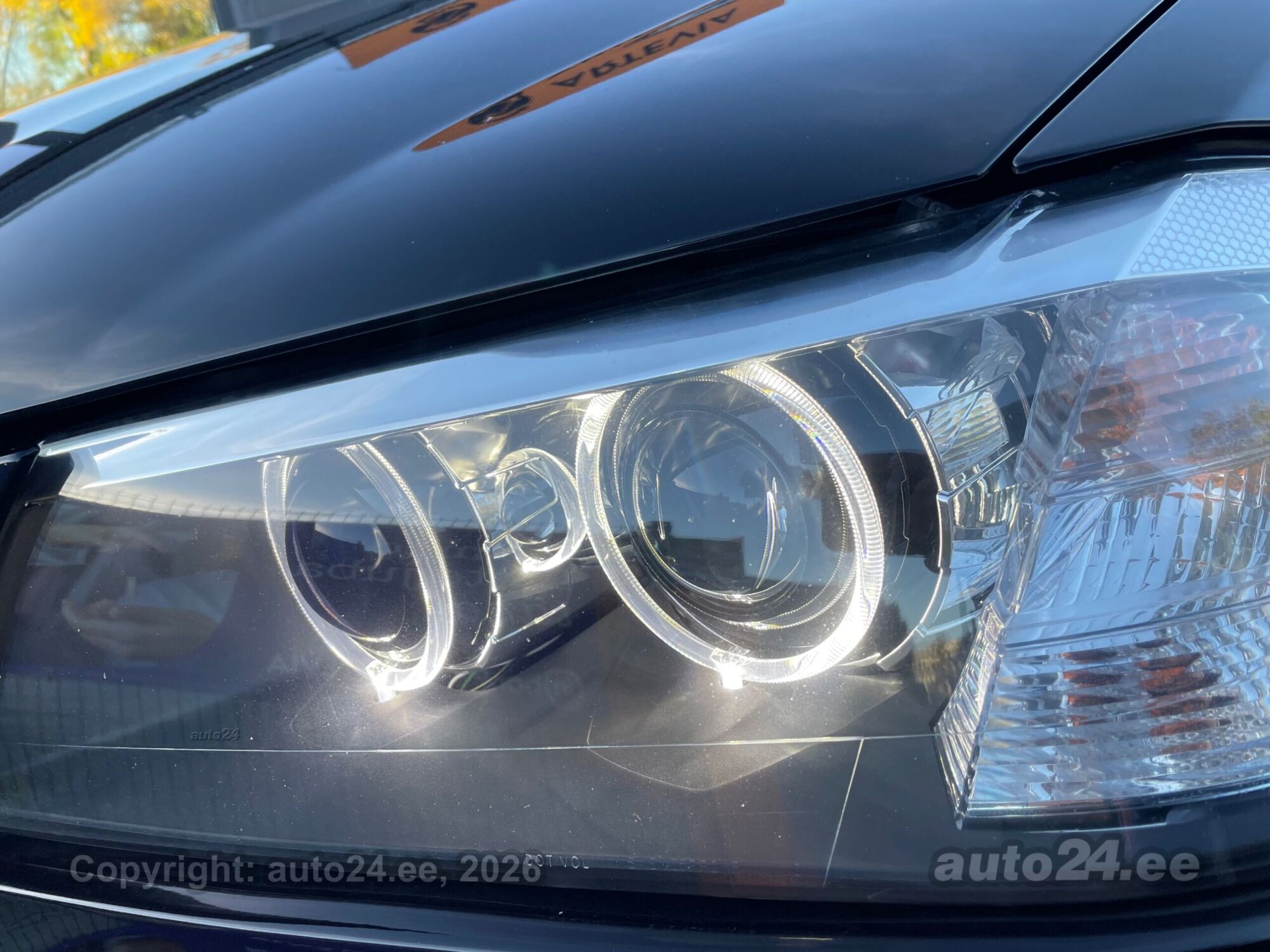 BMW X3 2011 — photo 12