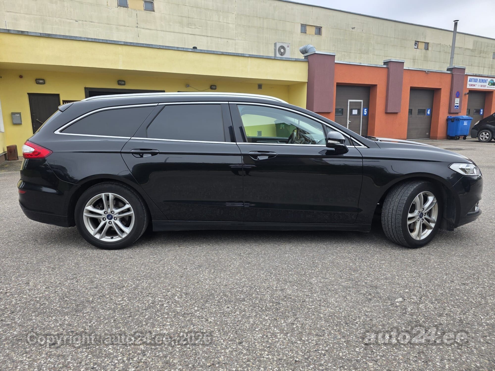 Ford Mondeo - 4