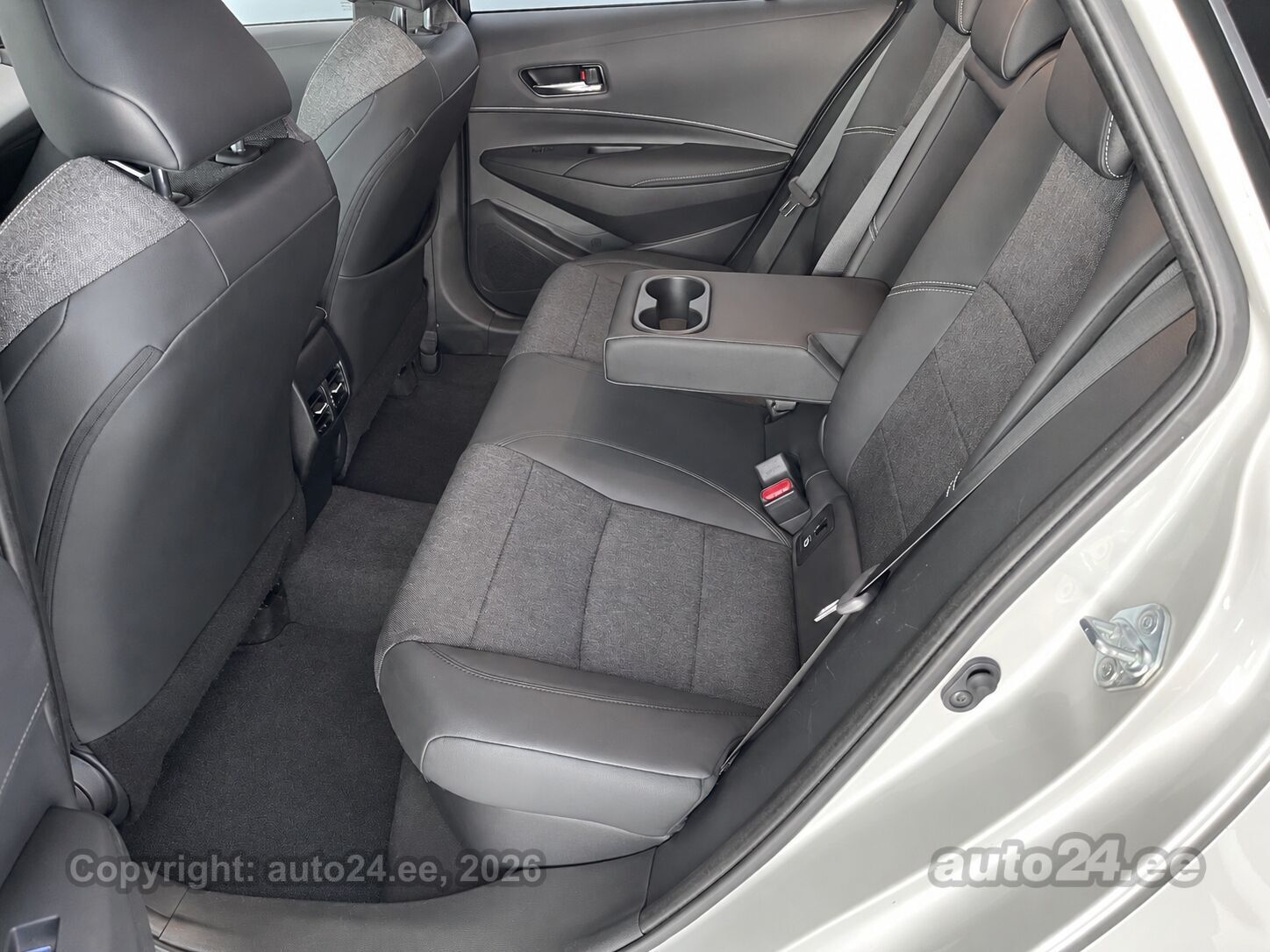 Toyota Corolla - 9