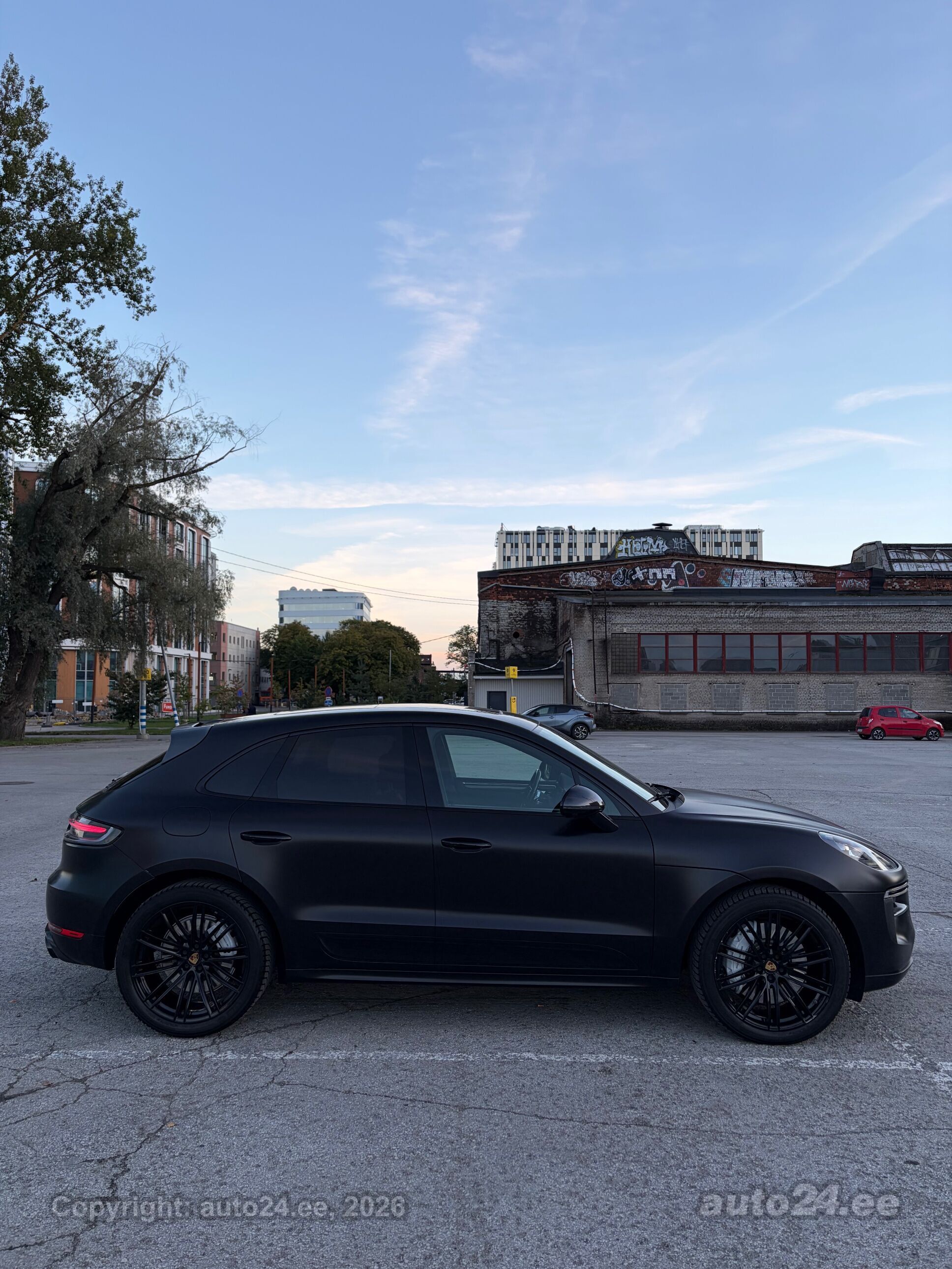 Porsche Macan - 4