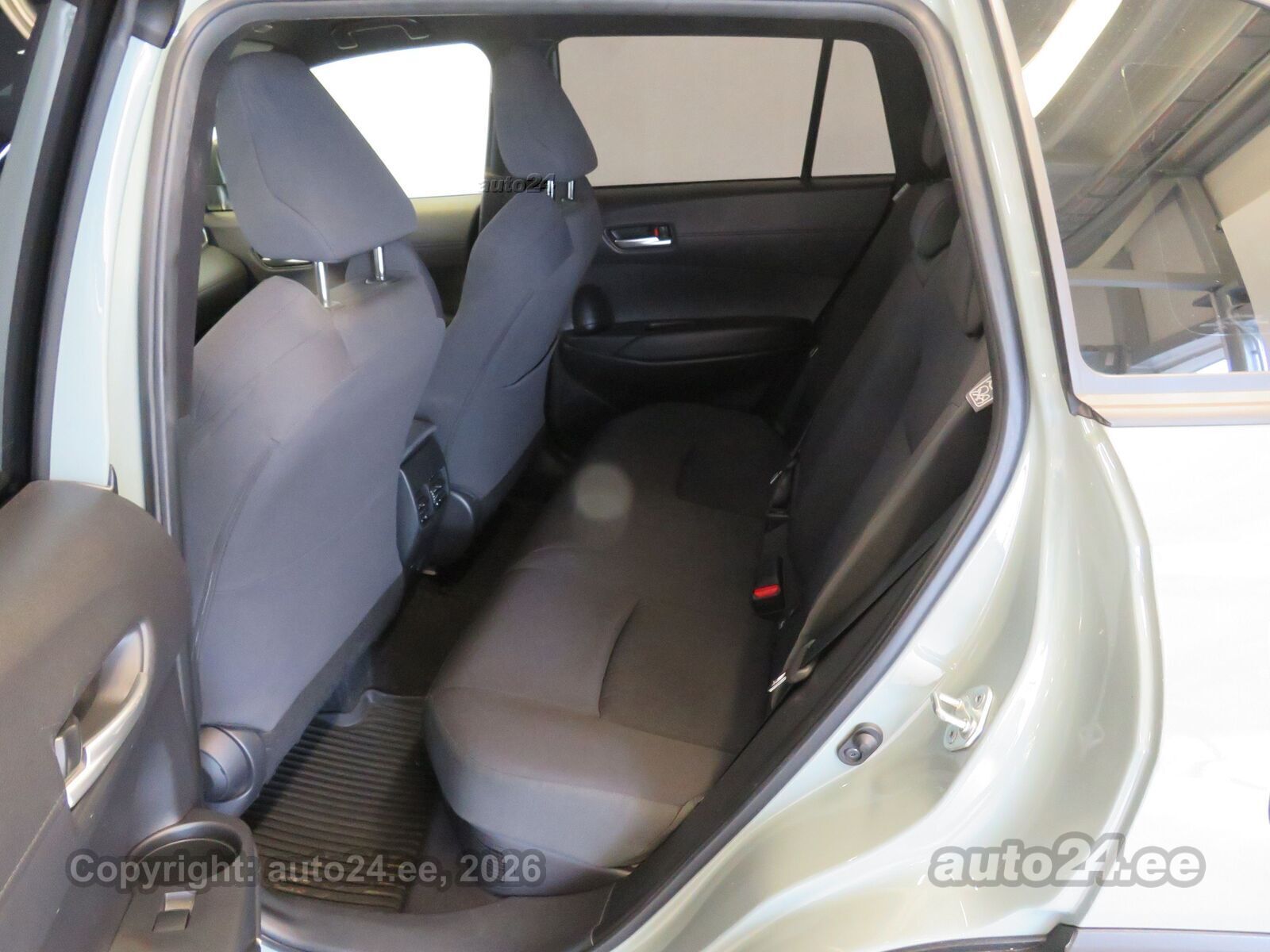 Toyota Corolla Cross Active 112kW 2023, photo 5/7