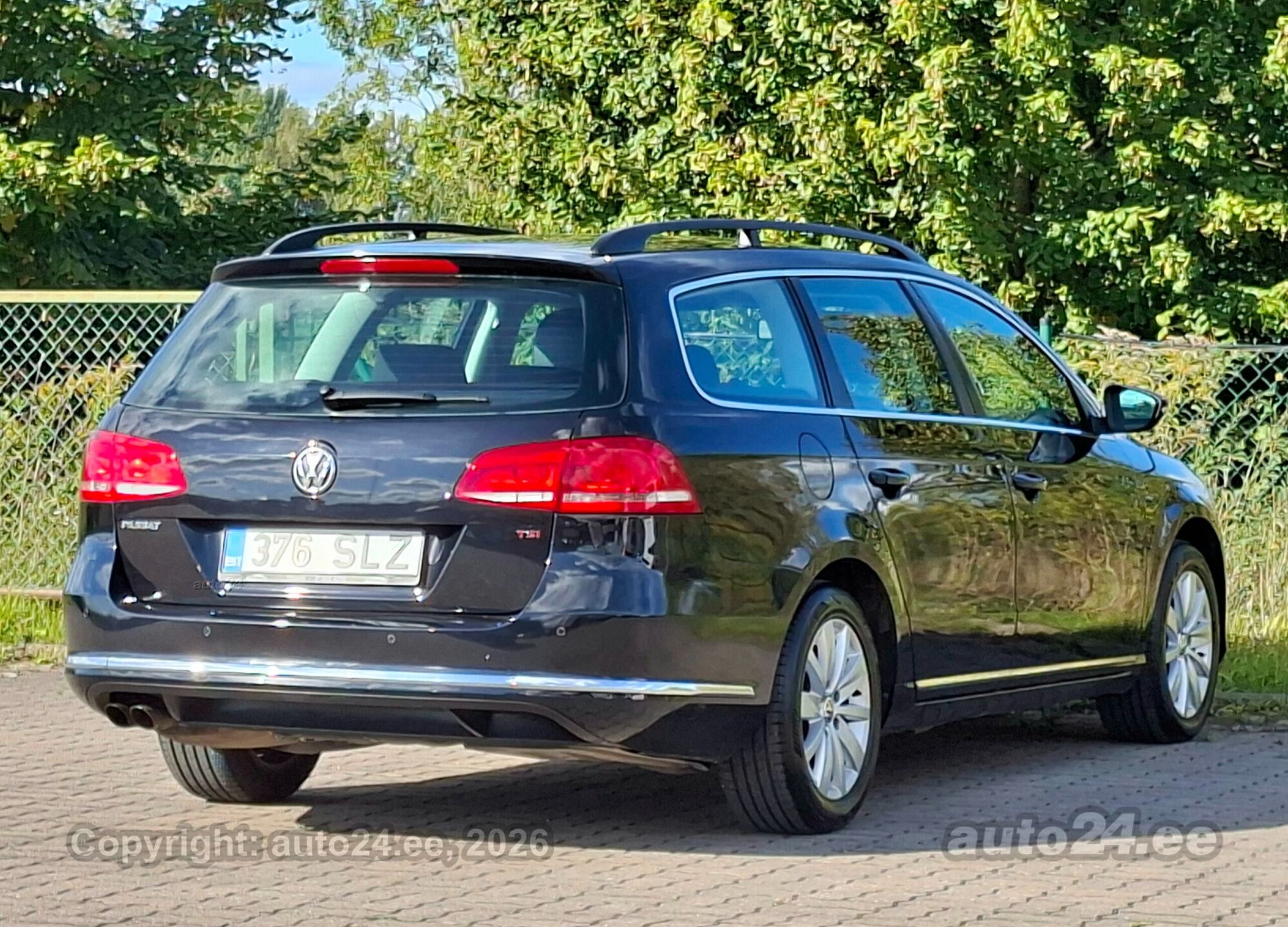Volkswagen Passat - 3