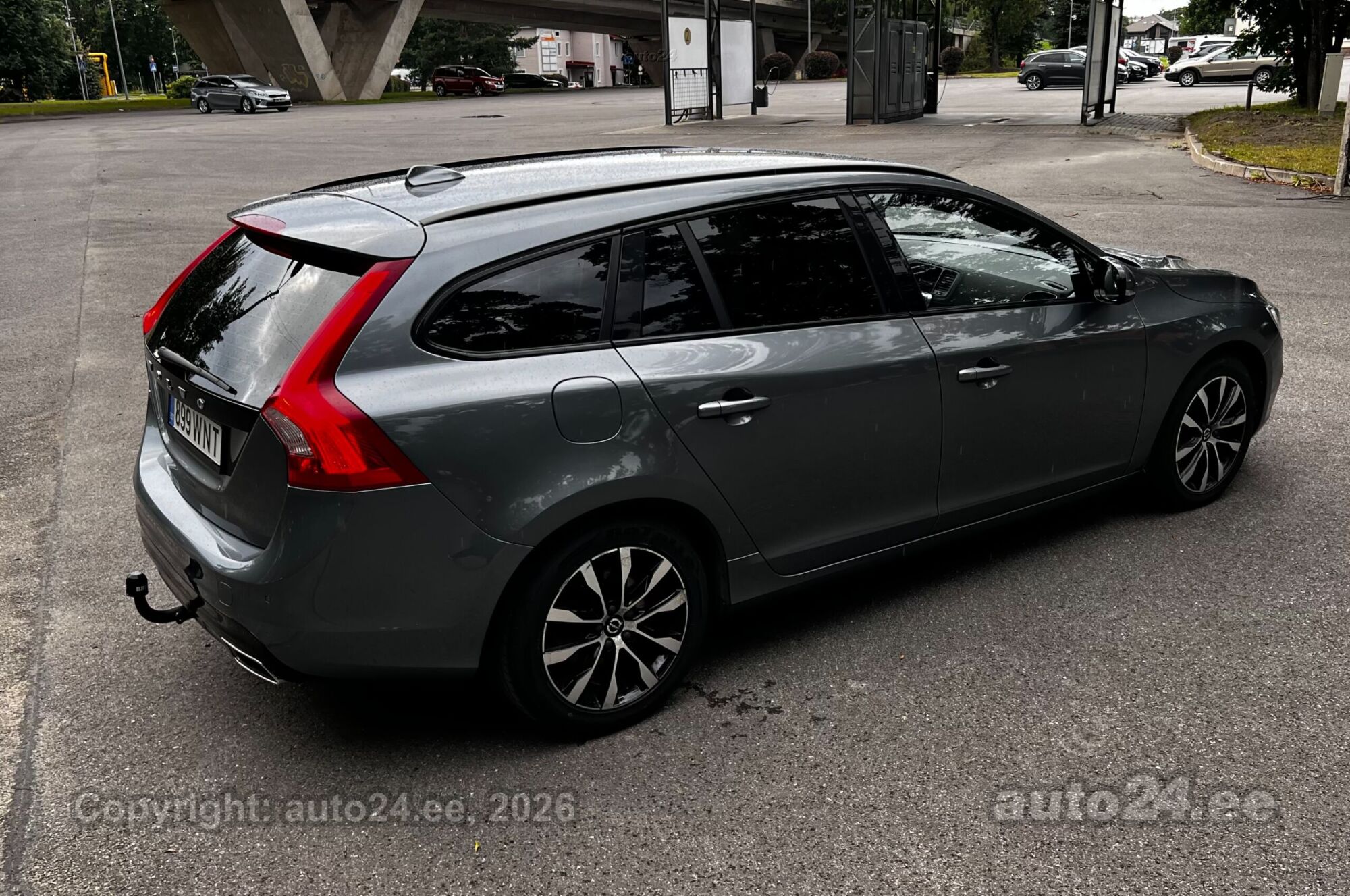Volvo V60 2.0 110kW 2017, kuva 4/10