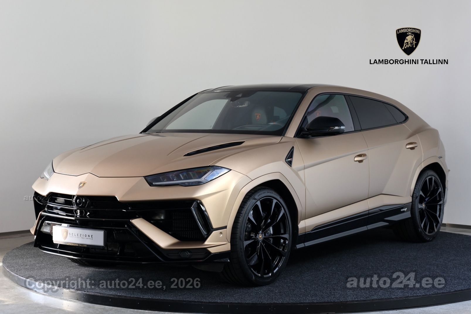 Lamborghini Urus - 1