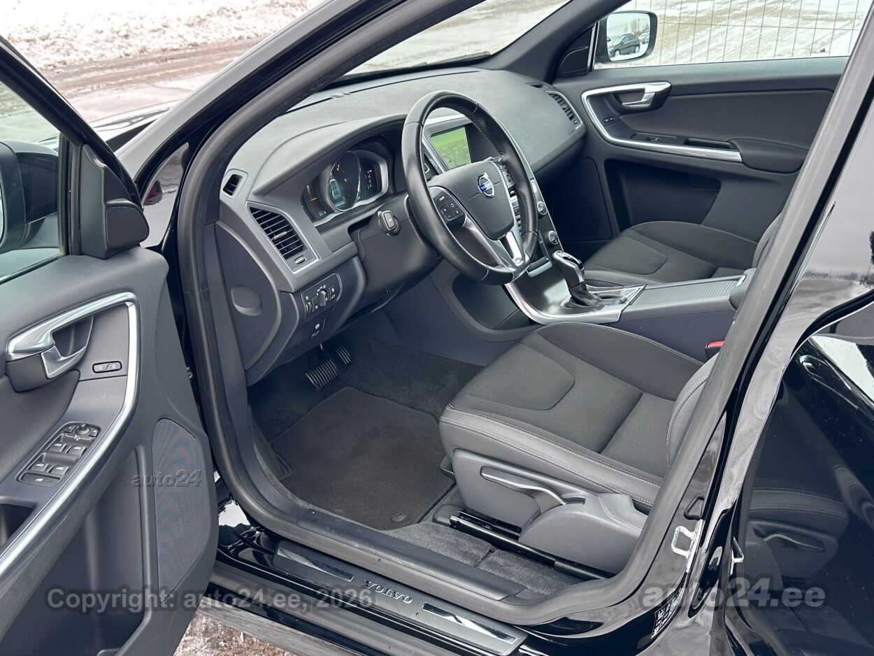 Volvo XC60 2015, photo 4/10
