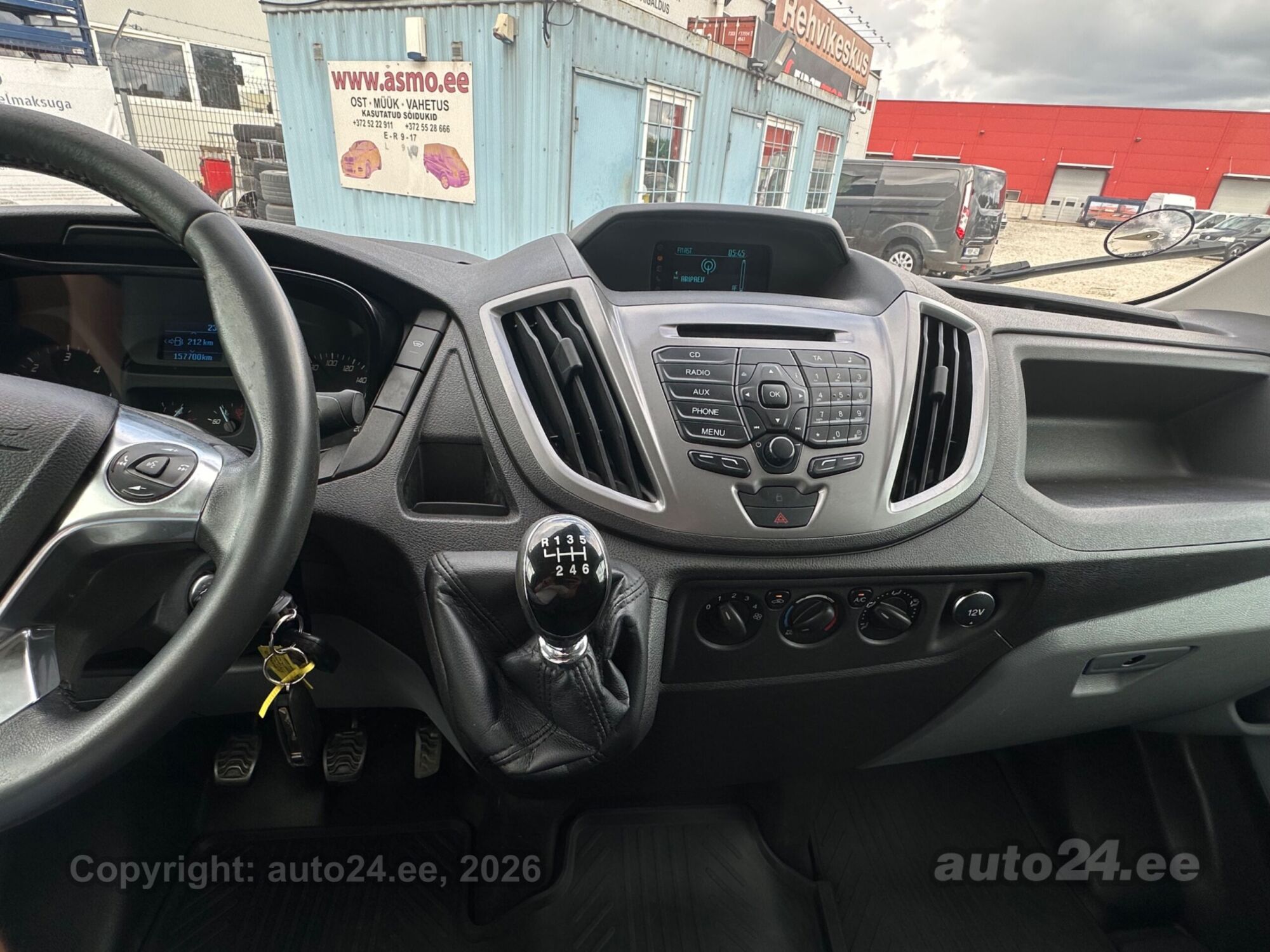 Ford Transit L3H2 4 2016, kuva 6/10
