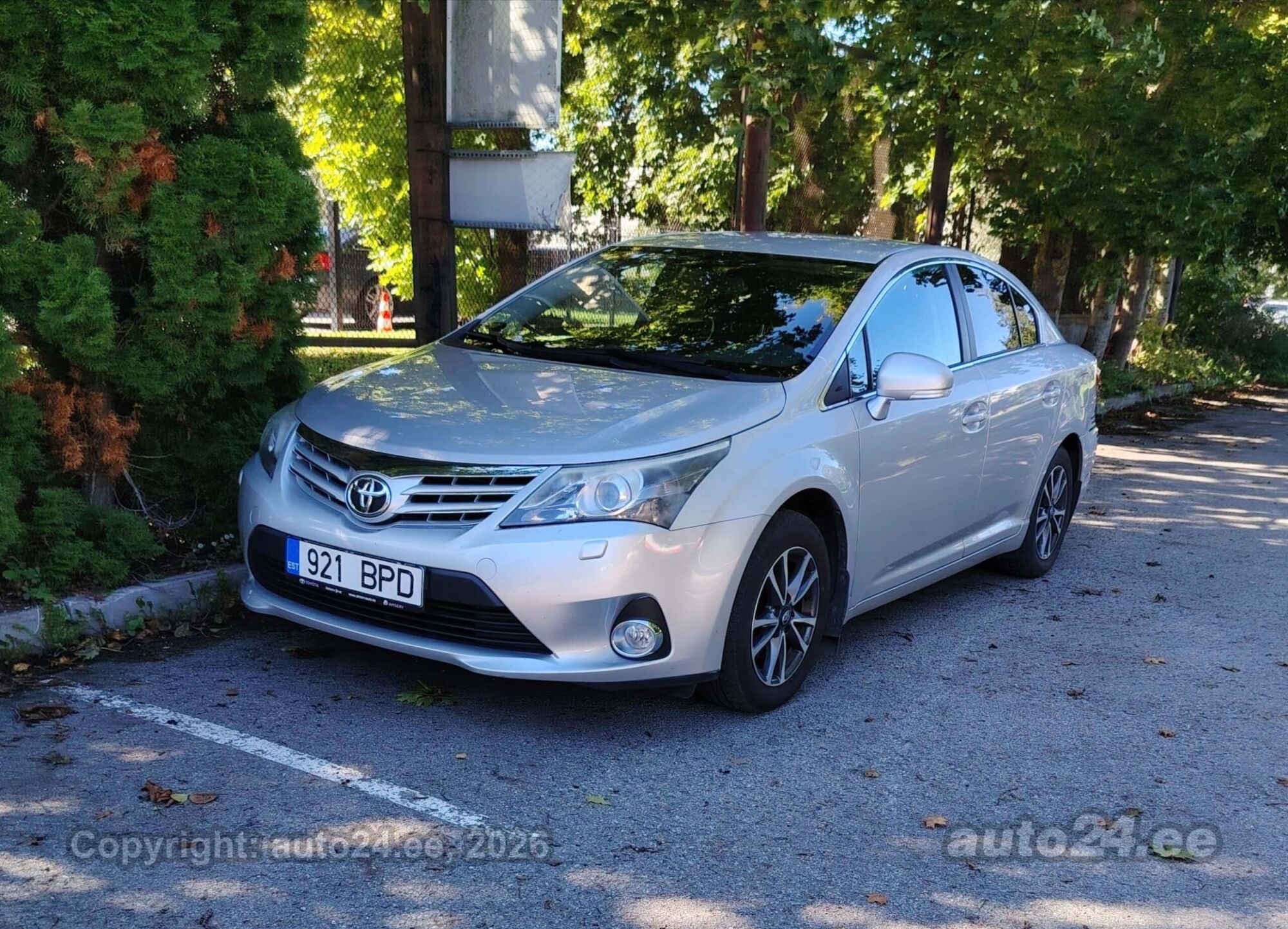 Toyota Avensis - 1