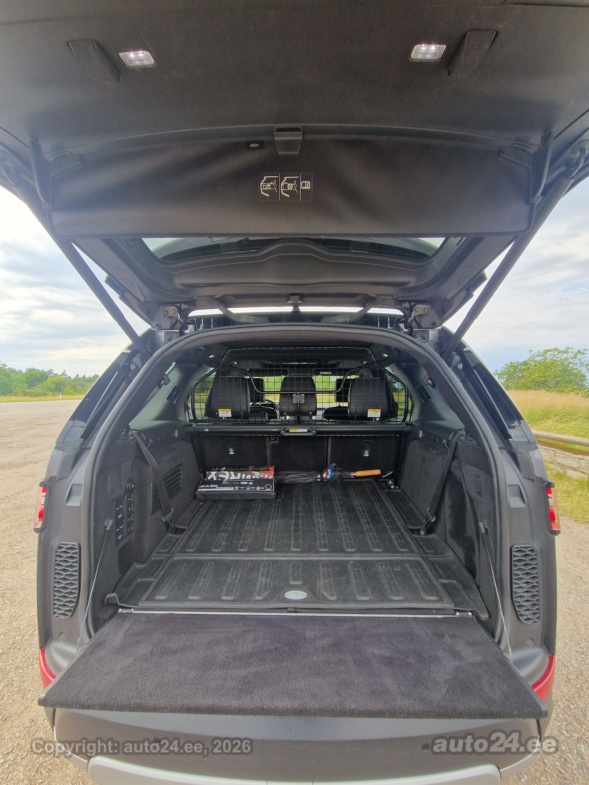 Land Rover Discovery HSE SD6 3.0 225kW 2019, kuva 5/10