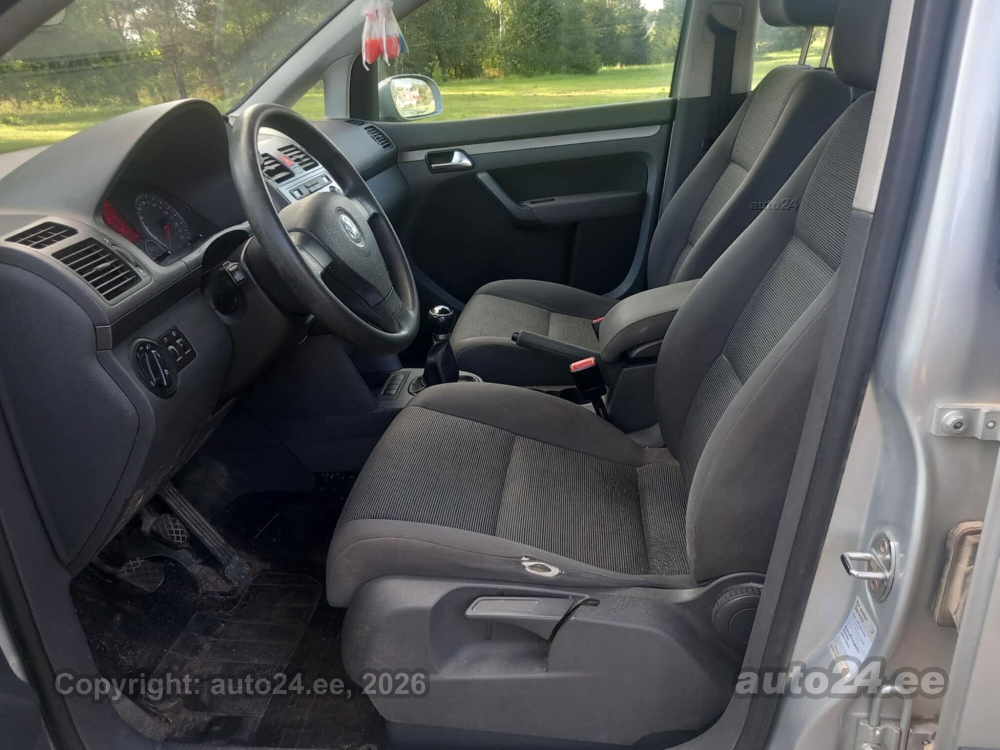Volkswagen Touran 1.9 77kW 2007, kuva 6/6